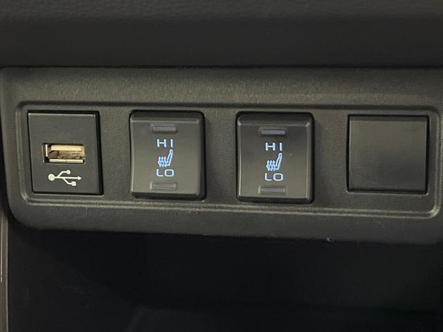 カローラクロス ハイブリッド　Ｚ　４ＷＤ　９インチディスプレイオーディオ　全周囲カメラ　レーダークルーズコントロール　オートハイビーム　シートヒーター　ハンズフリーパワーバックドア　パワーシート　ＥＴＣ　ＬＥＤヘッドライト（7枚目）