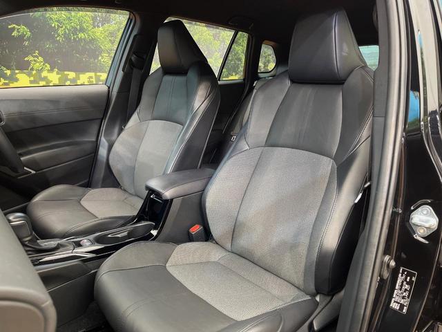 カローラクロス ハイブリッド　Ｚ　４ＷＤ　９インチディスプレイオーディオ　全周囲カメラ　レーダークルーズコントロール　オートハイビーム　シートヒーター　ハンズフリーパワーバックドア　パワーシート　ＥＴＣ　ＬＥＤヘッドライト（37枚目）