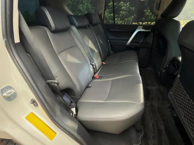 ランドクルーザープラド ＴＸ　Ｌパッケージ・ブラックエディション　ディーゼル　サンルーフ　寒冷地仕様　禁煙車　９型純正ナビ　シートベンチレーション　レーダークルーズコントロール　ルーフレール　パワーシート　ＬＥＤヘッドライト　バックカメラ　ＥＴＣ　フルセグ（12枚目）