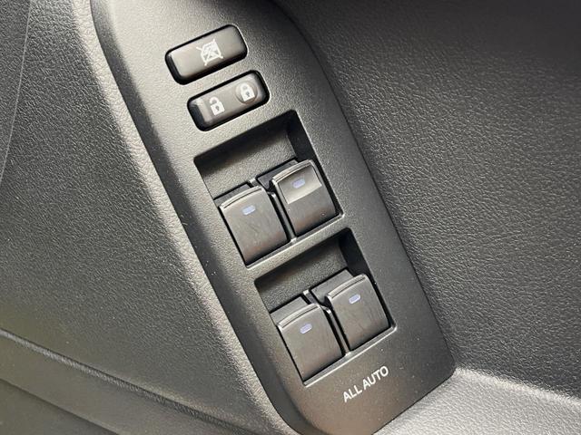 ランドクルーザープラド ＴＸ　Ｌパッケージ・ブラックエディション　ディーゼル　サンルーフ　寒冷地仕様　禁煙車　９型純正ナビ　シートベンチレーション　レーダークルーズコントロール　ルーフレール　パワーシート　ＬＥＤヘッドライト　バックカメラ　ＥＴＣ　フルセグ（48枚目）