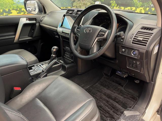 ランドクルーザープラド ＴＸ　Ｌパッケージ・ブラックエディション　ディーゼル　サンルーフ　寒冷地仕様　禁煙車　９型純正ナビ　シートベンチレーション　レーダークルーズコントロール　ルーフレール　パワーシート　ＬＥＤヘッドライト　バックカメラ　ＥＴＣ　フルセグ（58枚目）