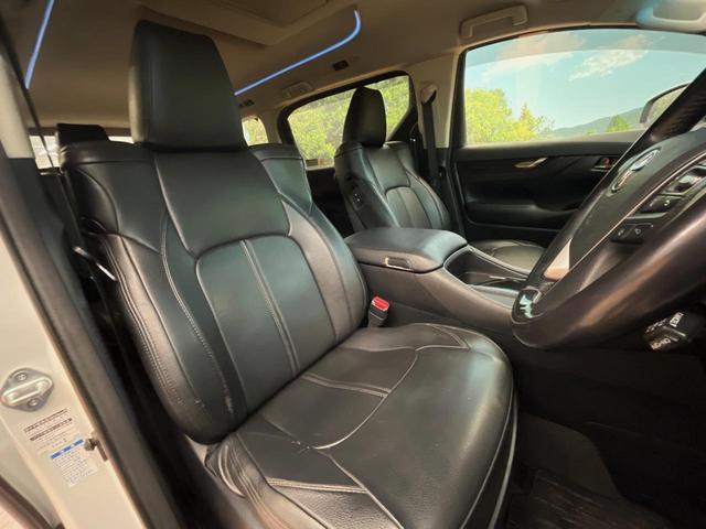 ヴェルファイアハイブリッド ＺＲ　４ＷＤ　後席モニター　寒冷地仕様　純正１０型ナビ　バックカメラ　レーダークルーズ　セーフティセンス　３眼ＬＥＤヘッドライト　シートベンチレーション　電動リアゲート　デジタルインナーミラー　ＥＴＣ（10枚目）