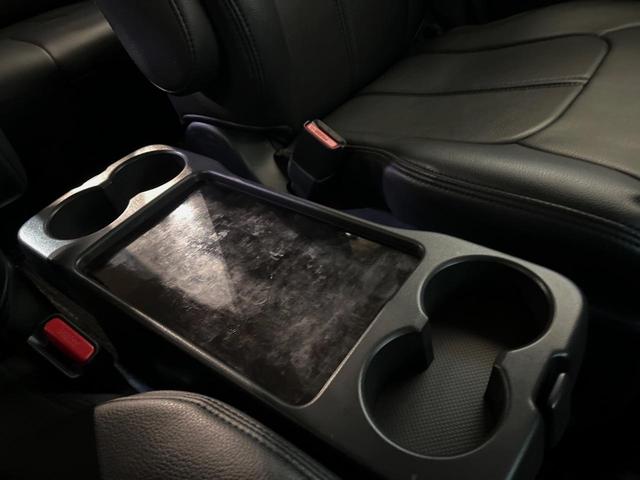 ヴェルファイアハイブリッド ＺＲ　４ＷＤ　後席モニター　寒冷地仕様　純正１０型ナビ　バックカメラ　レーダークルーズ　セーフティセンス　３眼ＬＥＤヘッドライト　シートベンチレーション　電動リアゲート　デジタルインナーミラー　ＥＴＣ（66枚目）