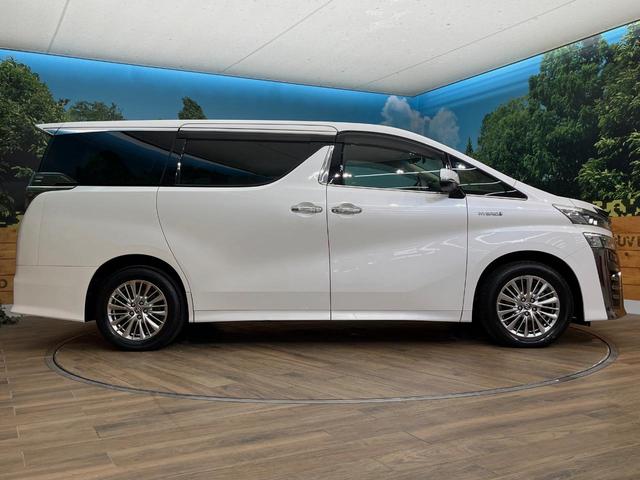 ヴェルファイアハイブリッド ＺＲ　４ＷＤ　後席モニター　寒冷地仕様　純正１０型ナビ　バックカメラ　レーダークルーズ　セーフティセンス　３眼ＬＥＤヘッドライト　シートベンチレーション　電動リアゲート　デジタルインナーミラー　ＥＴＣ（71枚目）