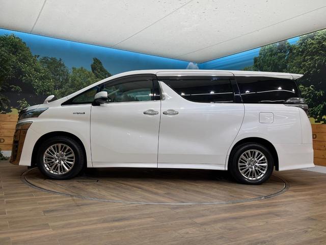 ヴェルファイアハイブリッド ＺＲ　４ＷＤ　後席モニター　寒冷地仕様　純正１０型ナビ　バックカメラ　レーダークルーズ　セーフティセンス　３眼ＬＥＤヘッドライト　シートベンチレーション　電動リアゲート　デジタルインナーミラー　ＥＴＣ（73枚目）