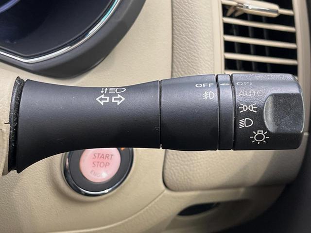 ムラーノ ２５０ＸＶ　ＦＯＵＲ　４ＷＤ　純正ナビ　シートヒーター　パワーシート　クルーズコントロール　バックカメラ　オートエアコン　ＥＴＣ　オートライト　ＨＩＤヘッドライト　スマートキー　サイドカメラ　フルセグ　ＣＤ／ＤＶＤ（34枚目）