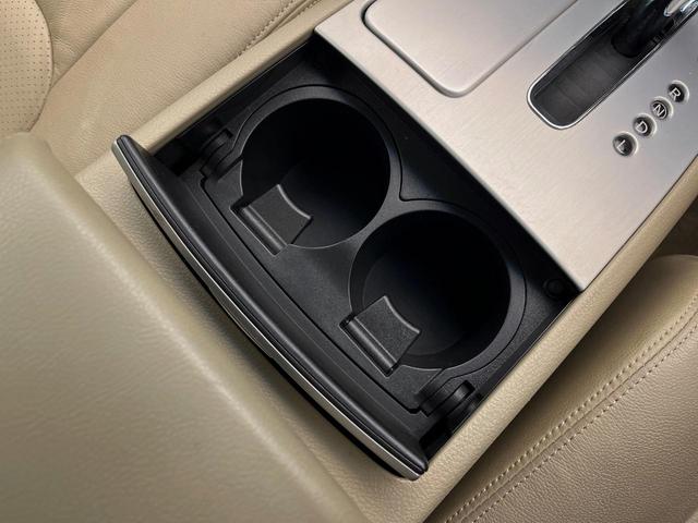 ムラーノ ２５０ＸＶ　ＦＯＵＲ　４ＷＤ　純正ナビ　シートヒーター　パワーシート　クルーズコントロール　バックカメラ　オートエアコン　ＥＴＣ　オートライト　ＨＩＤヘッドライト　スマートキー　サイドカメラ　フルセグ　ＣＤ／ＤＶＤ（44枚目）