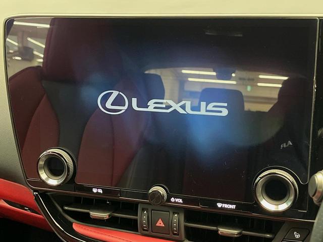 ＮＸ ＮＸ３５０ｈ　Ｆスポーツ　４ＷＤ　パノラマサンルーフ　ＴＲＤフルエアロ　１４型純正ディスプレイオーディオ　全周囲カメラ　ルーフレール　三眼ＬＥＤヘッド　デジタルミラー　衝突軽減システム　ブラインドスポット　シートエアコン（5枚目）