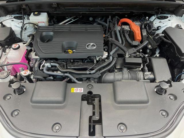 ＮＸ ＮＸ３５０ｈ　Ｆスポーツ　４ＷＤ　パノラマサンルーフ　ＴＲＤフルエアロ　１４型純正ディスプレイオーディオ　全周囲カメラ　ルーフレール　三眼ＬＥＤヘッド　デジタルミラー　衝突軽減システム　ブラインドスポット　シートエアコン（20枚目）