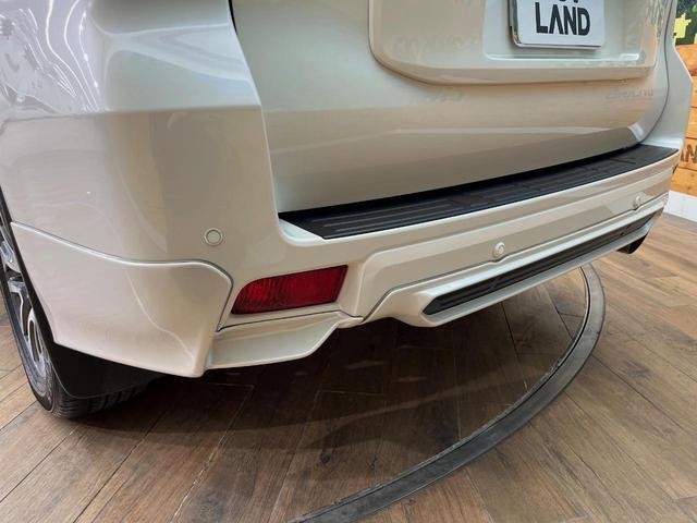 ランドクルーザープラド ＴＸ　Ｌパッケージ　サンルーフ　寒冷地仕様　７人乗り　ＴＲＤエアロ　純正９型ディスプレイオーディオ　全周囲カメラ　ルーフレール　デジタルインナーミラー　ブラインドスポットモニター　純正１９インチアルミホイール　ＥＴＣ（66枚目）