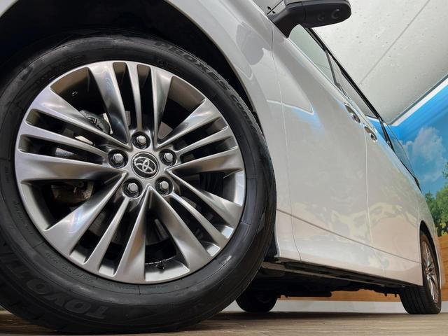 アルファード Ｚ　４ＷＤ　禁煙車　寒冷地仕様　純正１４型ナビ　全周囲カメラ　１３．２型フリップダウン　左右独立ムーンルーフ　デジタルインナーミラー　シートベンチレーション　ステアリングヒーター　パワーバックドア　ＥＴＣ（15枚目）