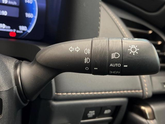 アルファード Ｚ　４ＷＤ　禁煙車　寒冷地仕様　純正１４型ナビ　全周囲カメラ　１３．２型フリップダウン　左右独立ムーンルーフ　デジタルインナーミラー　シートベンチレーション　ステアリングヒーター　パワーバックドア　ＥＴＣ（54枚目）