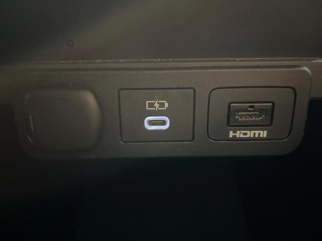 アルファード Ｚ　４ＷＤ　禁煙車　寒冷地仕様　純正１４型ナビ　全周囲カメラ　１３．２型フリップダウン　左右独立ムーンルーフ　デジタルインナーミラー　シートベンチレーション　ステアリングヒーター　パワーバックドア　ＥＴＣ（66枚目）