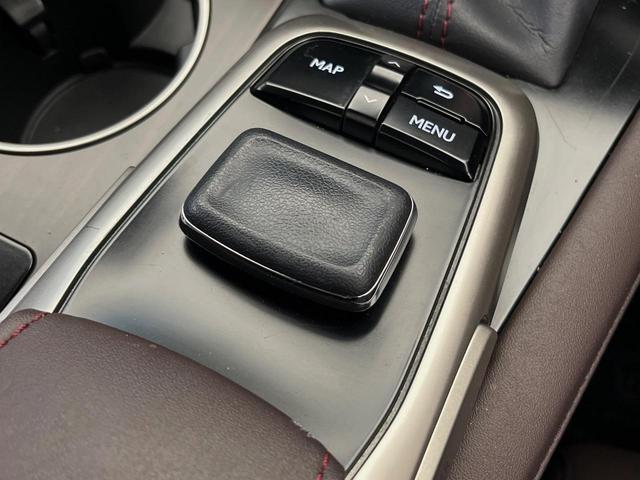 RX RX450h バージョンL 4WD 禁煙車 モデリスタエアロ サンルーフ リヤエンターテイメントシステム 12.3インチナビ 全周囲カメラ パワーバックドア シートベンチレーション 電動格納セカンドシート 衝突軽減装置(28枚目)