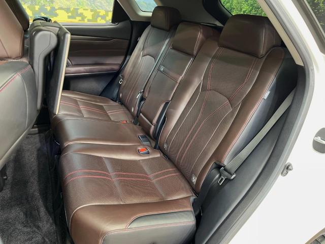RX RX450h バージョンL 4WD 禁煙車 モデリスタエアロ サンルーフ リヤエンターテイメントシステム 12.3インチナビ 全周囲カメラ パワーバックドア シートベンチレーション 電動格納セカンドシート 衝突軽減装置(35枚目)