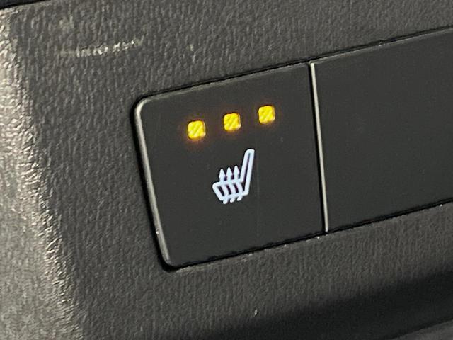 RX RX450h バージョンL 4WD 禁煙車 モデリスタエアロ サンルーフ リヤエンターテイメントシステム 12.3インチナビ 全周囲カメラ パワーバックドア シートベンチレーション 電動格納セカンドシート 衝突軽減装置(44枚目)