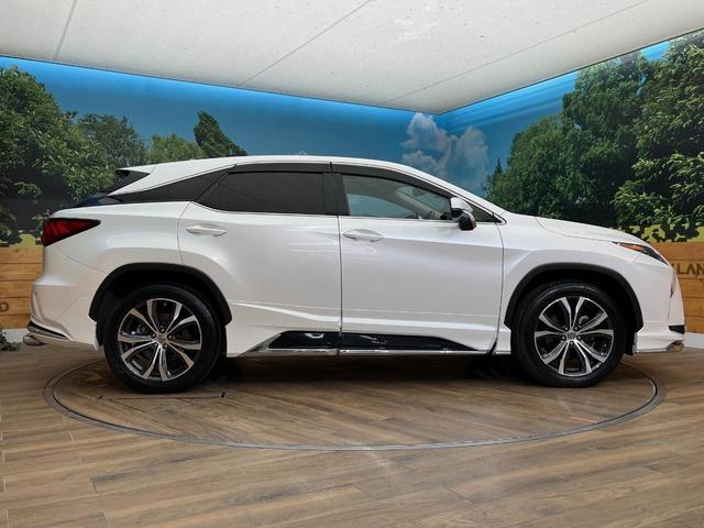 RX RX450h バージョンL 4WD 禁煙車 モデリスタエアロ サンルーフ リヤエンターテイメントシステム 12.3インチナビ 全周囲カメラ パワーバックドア シートベンチレーション 電動格納セカンドシート 衝突軽減装置(68枚目)