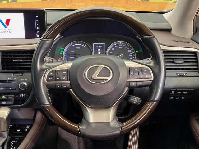 RX RX450h バージョンL 4WD 禁煙車 モデリスタエアロ サンルーフ リヤエンターテイメントシステム 12.3インチナビ 全周囲カメラ パワーバックドア シートベンチレーション 電動格納セカンドシート 衝突軽減装置(69枚目)