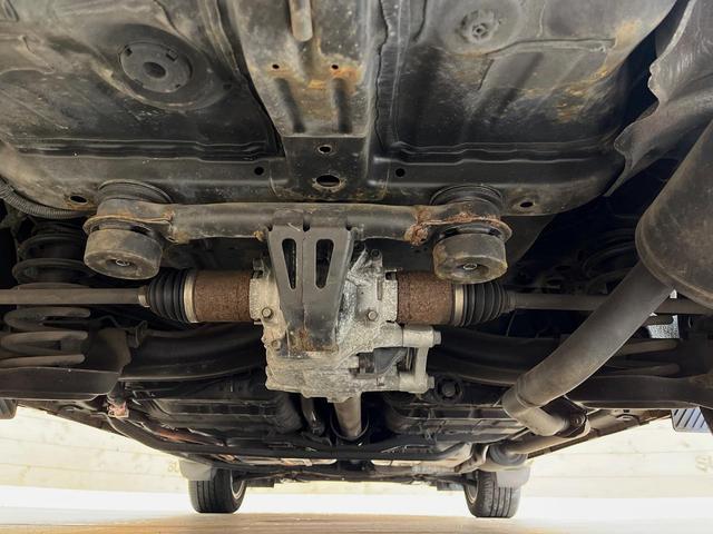 ヴェゼル ハイブリッドＸ・Ｌパッケージ　４ＷＤ　純正ナビ　寒冷地仕様　クルーズコントロール　シートヒーター　シティブレーキアクティブシステム　バックカメラ　ＬＥＤヘッドライト　パドルシフト　オートライト　　ＥＴＣ（19枚目）