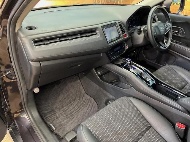 ヴェゼル ハイブリッドＸ・Ｌパッケージ　４ＷＤ　純正ナビ　寒冷地仕様　クルーズコントロール　シートヒーター　シティブレーキアクティブシステム　バックカメラ　ＬＥＤヘッドライト　パドルシフト　オートライト　　ＥＴＣ（32枚目）