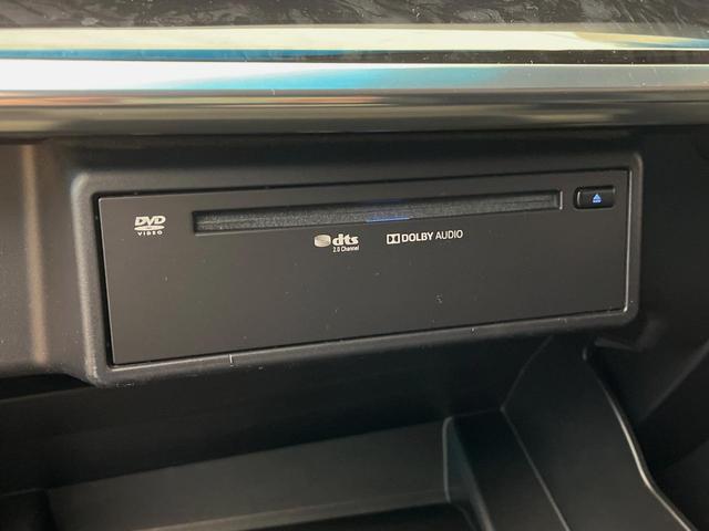 ヴェルファイアハイブリッド ＺＲ　Ｇエディション　４ＷＤ　フリップダウン　純正９型ナビ　両側電動スライドドア　シートエアコン　メモリーシート　パワーバックドア　ＣＤ／ＤＶＤデッキ　セーフティセンス　レーダークルーズ　三眼ＬＥＤヘッド（10枚目）