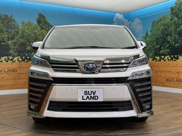 ヴェルファイアハイブリッド ＺＲ　Ｇエディション　４ＷＤ　フリップダウン　純正９型ナビ　両側電動スライドドア　シートエアコン　メモリーシート　パワーバックドア　ＣＤ／ＤＶＤデッキ　セーフティセンス　レーダークルーズ　三眼ＬＥＤヘッド（17枚目）