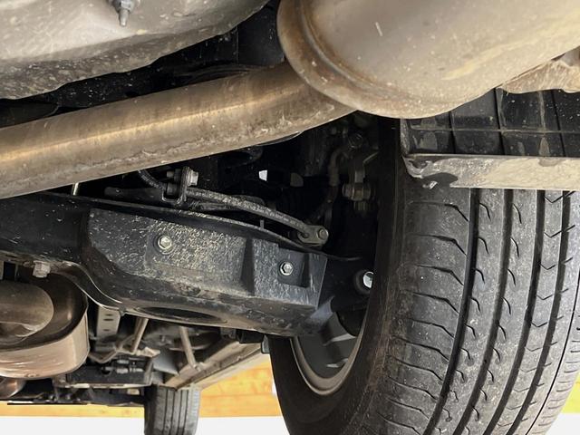 ヴェルファイアハイブリッド ＺＲ　Ｇエディション　４ＷＤ　フリップダウン　純正９型ナビ　両側電動スライドドア　シートエアコン　メモリーシート　パワーバックドア　ＣＤ／ＤＶＤデッキ　セーフティセンス　レーダークルーズ　三眼ＬＥＤヘッド（41枚目）