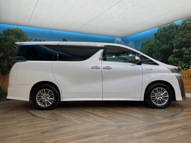 ヴェルファイアハイブリッド ＺＲ　Ｇエディション　４ＷＤ　フリップダウン　純正９型ナビ　両側電動スライドドア　シートエアコン　メモリーシート　パワーバックドア　ＣＤ／ＤＶＤデッキ　セーフティセンス　レーダークルーズ　三眼ＬＥＤヘッド（74枚目）