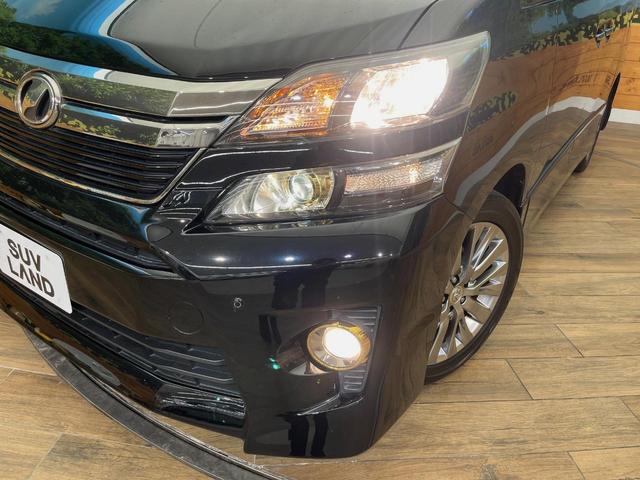 ヴェルファイア ２．４Ｚ　ゴールデンアイズ　４ＷＤ　フリップダウンモニター　ＢＩＧーＸ９インチナビ　両側電動スライドドア　パワーバックドア　クルーズコントロール　ＥＴＣ　ＨＩＤヘッドライト　ウッドコンビハンドル（14枚目）