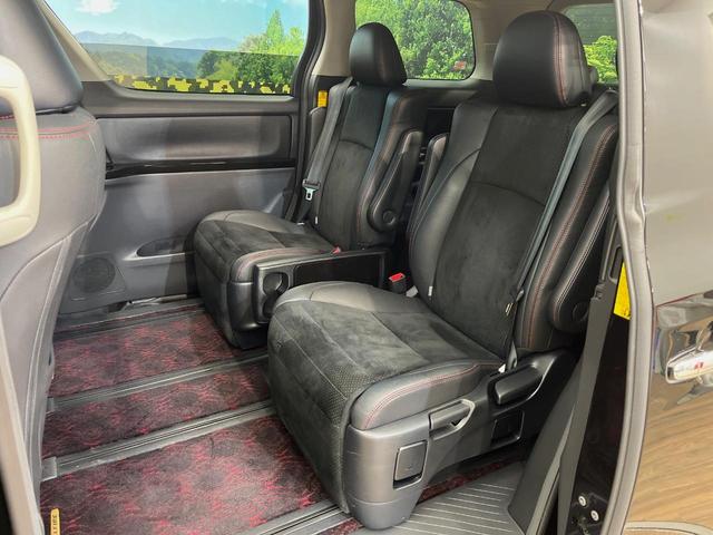 ヴェルファイア ２．４Ｚ　ゴールデンアイズ　４ＷＤ　フリップダウンモニター　ＢＩＧーＸ９インチナビ　両側電動スライドドア　パワーバックドア　クルーズコントロール　ＥＴＣ　ＨＩＤヘッドライト　ウッドコンビハンドル（45枚目）