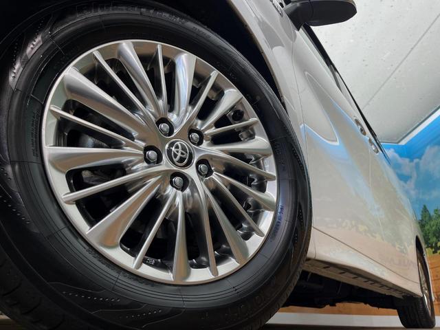 アルファードハイブリッド SR Cパッケージ 4WD フリップダウンモニター 純正9インチナビ 両側電動スライドドア デジタルインナーミラー CD/DVDデッキ シートベンチレーション レーダークルーズコントロール ETC 三眼LEDヘッドライト(16枚目)