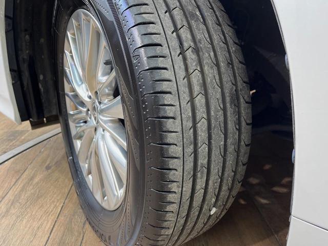 アルファードハイブリッド SR Cパッケージ 4WD フリップダウンモニター 純正9インチナビ 両側電動スライドドア デジタルインナーミラー CD/DVDデッキ シートベンチレーション レーダークルーズコントロール ETC 三眼LEDヘッドライト(74枚目)