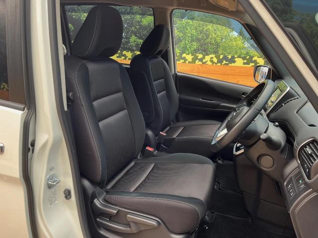 セレナ ハイウェイスター　プロパイロットエディション　４ＷＤ　純正ＳＤナビ　プロパイロット　ハンズフリー両側電動ドア　ＬＥＤヘッドライト　オートブレーキホールド　ＥＴＣ　バックカメラ　フォグライト　レーダークルーズコントロール（9枚目）