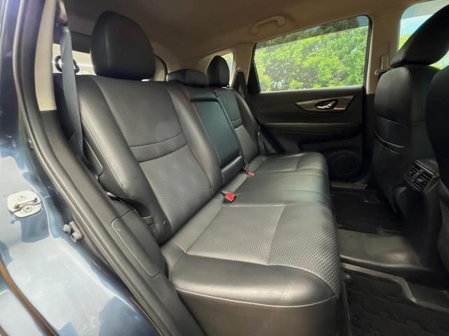 エクストレイル ２０Ｘ　ハイブリッド　エマージェンシーブレーキＰ　４ＷＤ　純正ナビ　シートヒーター　電動リアゲート　デュアルエアコン　ＬＥＤヘッドライト　オートライト　スマートキー　ＥＴＣ　純正１７インチアルミホイール（10枚目）