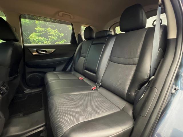 エクストレイル ２０Ｘ　ハイブリッド　エマージェンシーブレーキＰ　４ＷＤ　純正ナビ　シートヒーター　電動リアゲート　デュアルエアコン　ＬＥＤヘッドライト　オートライト　スマートキー　ＥＴＣ　純正１７インチアルミホイール（32枚目）