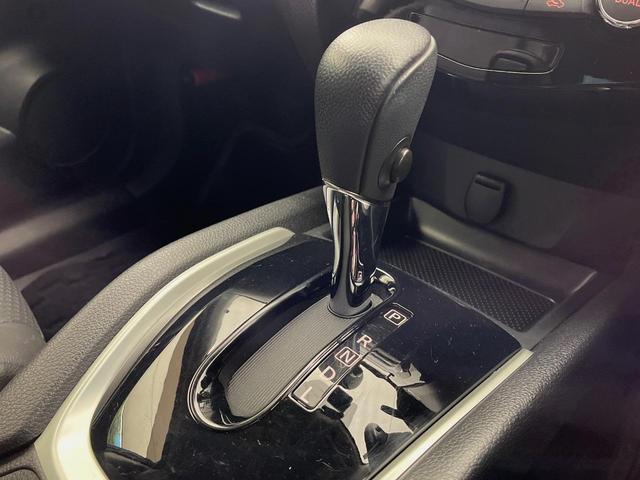 エクストレイル ２０Ｘ　ハイブリッド　エマージェンシーブレーキＰ　４ＷＤ　純正ナビ　シートヒーター　電動リアゲート　デュアルエアコン　ＬＥＤヘッドライト　オートライト　スマートキー　ＥＴＣ　純正１７インチアルミホイール（49枚目）