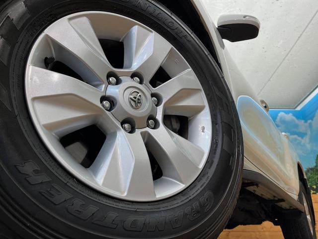 �y�����P�V�C���`�A���~�z�C�[���z�O�ςɃ}�b�`���������A���~�z�C�[���𑕒����Ă���܂��B�e��ЊO�A���~�z�C�[����A�X�^�b�h���X�^�C�����戵�����Ă���܂��B���񂲑��k����������