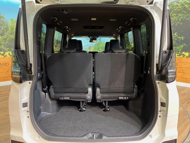 ヴォクシー Ｓ－Ｚ　４ＷＤ　純正１０．５インチディスプレイオーディオ　セーフティセンス　レーダークルーズコントロール　両側電動スライドドア　シートヒーター　ＬＥＤヘッドライト　ＣＤ／ＤＶＤ（12枚目）