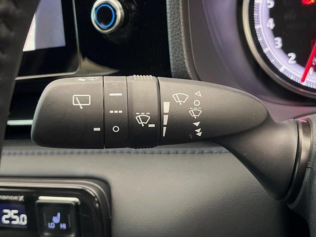 ヴォクシー Ｓ－Ｚ　４ＷＤ　純正１０．５インチディスプレイオーディオ　セーフティセンス　レーダークルーズコントロール　両側電動スライドドア　シートヒーター　ＬＥＤヘッドライト　ＣＤ／ＤＶＤ（30枚目）