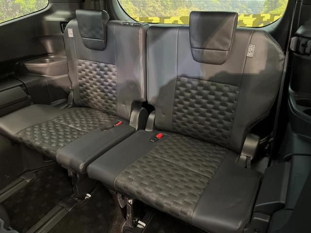 ヴォクシー Ｓ－Ｚ　４ＷＤ　純正１０．５インチディスプレイオーディオ　セーフティセンス　レーダークルーズコントロール　両側電動スライドドア　シートヒーター　ＬＥＤヘッドライト　ＣＤ／ＤＶＤ（42枚目）