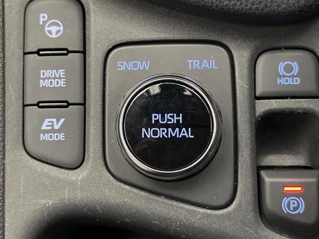 ヤリスクロス ハイブリッドＺ　４ＷＤ　禁煙車　モデリスタエアロ　８型ディスプレイオーディオ　全周囲カメラ　ハンズフリーパワーバックドア　寒冷地仕様　シートヒーター　レーダークルーズコントロール　パワーシート　純正１８インチアルミ（25枚目）