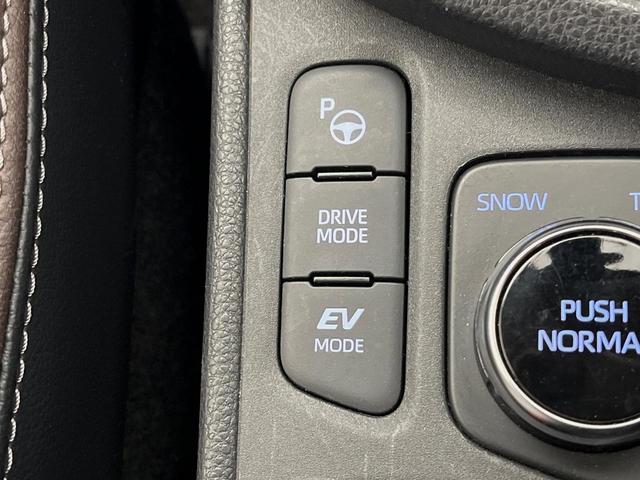 ヤリスクロス ハイブリッドＺ　４ＷＤ　禁煙車　モデリスタエアロ　８型ディスプレイオーディオ　全周囲カメラ　ハンズフリーパワーバックドア　寒冷地仕様　シートヒーター　レーダークルーズコントロール　パワーシート　純正１８インチアルミ（27枚目）