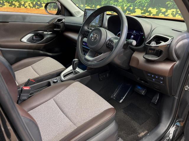 ヤリスクロス ハイブリッドＺ　４ＷＤ　禁煙車　モデリスタエアロ　８型ディスプレイオーディオ　全周囲カメラ　ハンズフリーパワーバックドア　寒冷地仕様　シートヒーター　レーダークルーズコントロール　パワーシート　純正１８インチアルミ（31枚目）