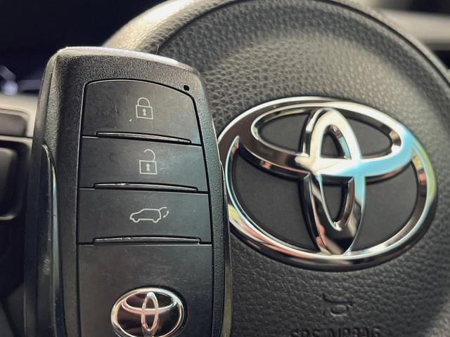 ヤリスクロス ハイブリッドＺ　４ＷＤ　禁煙車　モデリスタエアロ　８型ディスプレイオーディオ　全周囲カメラ　ハンズフリーパワーバックドア　寒冷地仕様　シートヒーター　レーダークルーズコントロール　パワーシート　純正１８インチアルミ（42枚目）