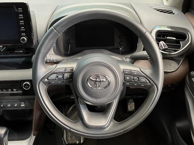 ヤリスクロス ハイブリッドＺ　４ＷＤ　禁煙車　モデリスタエアロ　８型ディスプレイオーディオ　全周囲カメラ　ハンズフリーパワーバックドア　寒冷地仕様　シートヒーター　レーダークルーズコントロール　パワーシート　純正１８インチアルミ（43枚目）