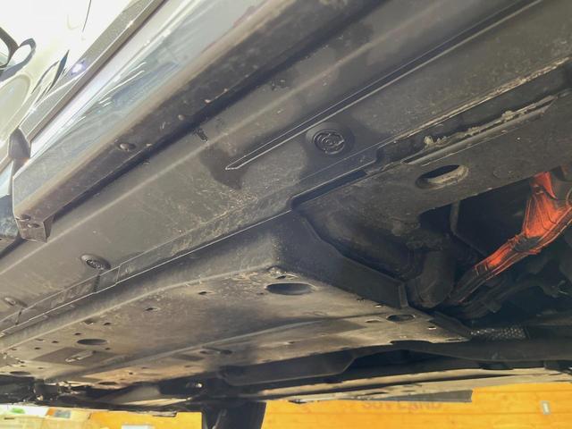 ヤリスクロス ハイブリッドＺ　４ＷＤ　禁煙車　モデリスタエアロ　８型ディスプレイオーディオ　全周囲カメラ　ハンズフリーパワーバックドア　寒冷地仕様　シートヒーター　レーダークルーズコントロール　パワーシート　純正１８インチアルミ（53枚目）