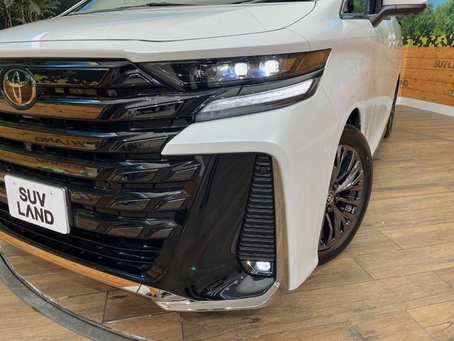 ヴェルファイアハイブリッド Ｚ　プレミア　４ＷＤ　後席モニター　左右独立ムーンルーフ　１４型ディスプレイオーディオ　シートベンチレーション　全周囲カメラ　デジタルインナーミラー　禁煙車　３眼ＬＥＤヘッドライト　ブラインドスポットモニター（14枚目）