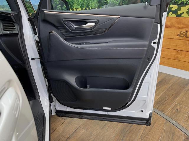 ヴェルファイアハイブリッド Ｚ　プレミア　４ＷＤ　後席モニター　左右独立ムーンルーフ　１４型ディスプレイオーディオ　シートベンチレーション　全周囲カメラ　デジタルインナーミラー　禁煙車　３眼ＬＥＤヘッドライト　ブラインドスポットモニター（58枚目）