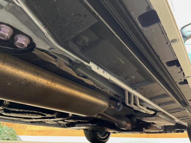 ヴェルファイアハイブリッド Ｚ　プレミア　４ＷＤ　後席モニター　左右独立ムーンルーフ　１４型ディスプレイオーディオ　シートベンチレーション　全周囲カメラ　デジタルインナーミラー　禁煙車　３眼ＬＥＤヘッドライト　ブラインドスポットモニター（65枚目）