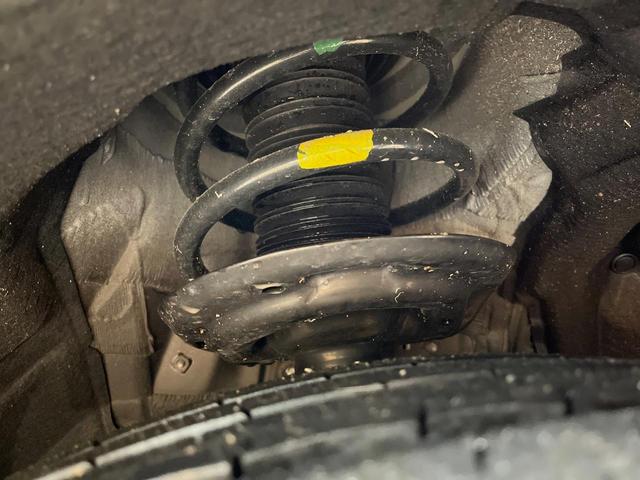 ヴェルファイアハイブリッド Ｚ　プレミア　４ＷＤ　後席モニター　左右独立ムーンルーフ　１４型ディスプレイオーディオ　シートベンチレーション　全周囲カメラ　デジタルインナーミラー　禁煙車　３眼ＬＥＤヘッドライト　ブラインドスポットモニター（67枚目）